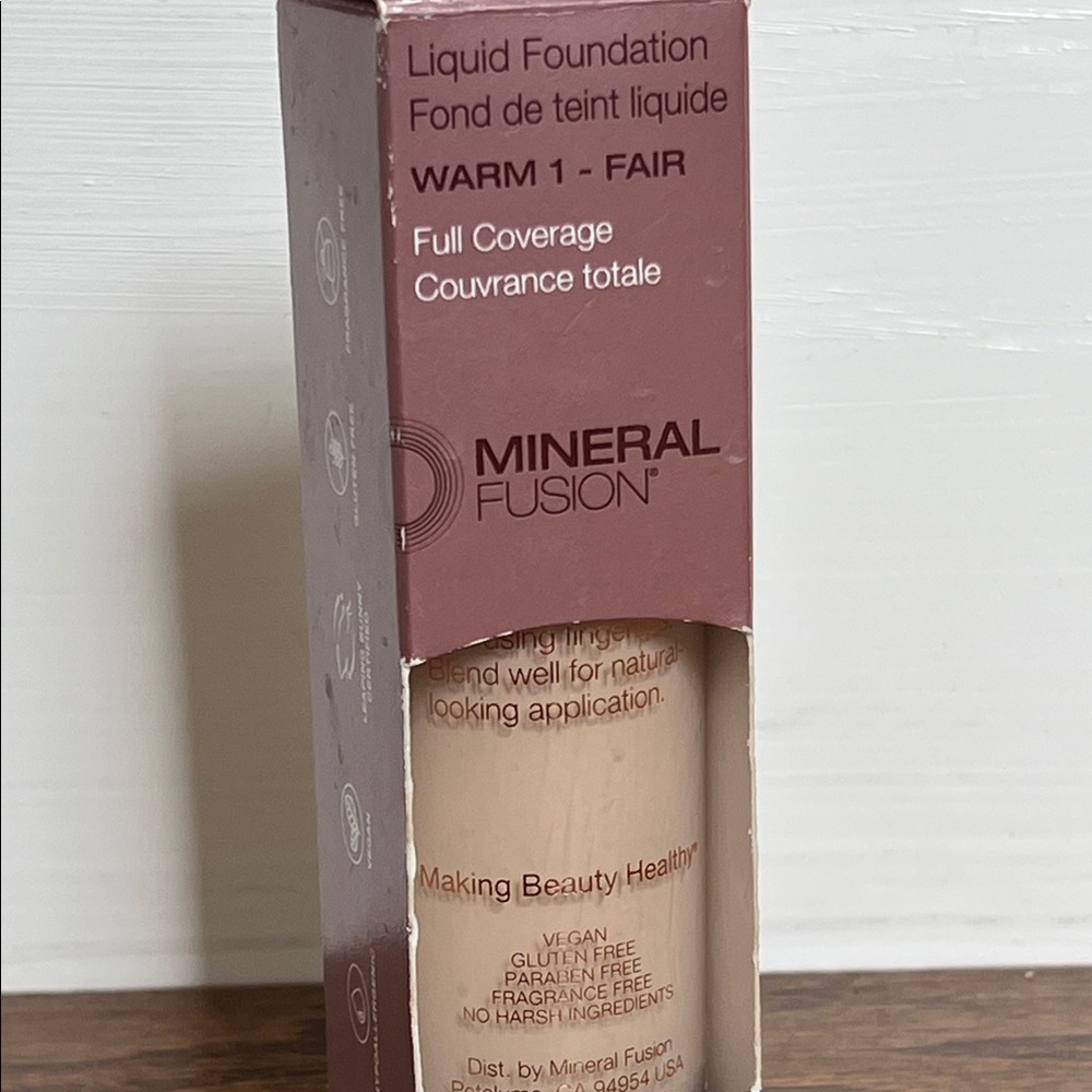 Mineral Fusion Liquid Foundation - Warm 1 Fair